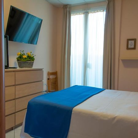 Hotel Delle Mimose Диано-Марина Экстерьер фото
